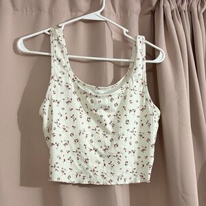 SHEIN Cream Floral Crop Top